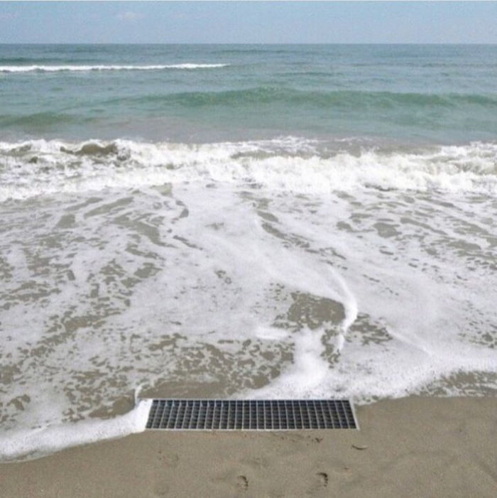 SEAwerage gutter 9GAG