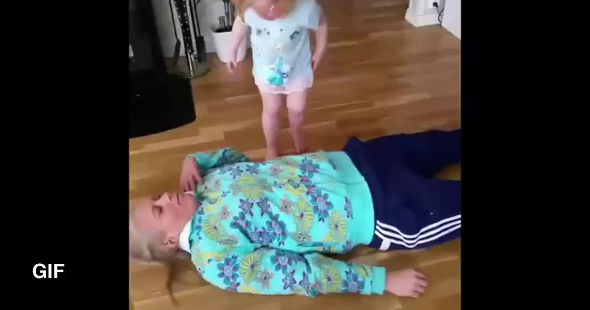 3-year-old-girl-shows-how-to-put-someone-in-recovery-position-9gag