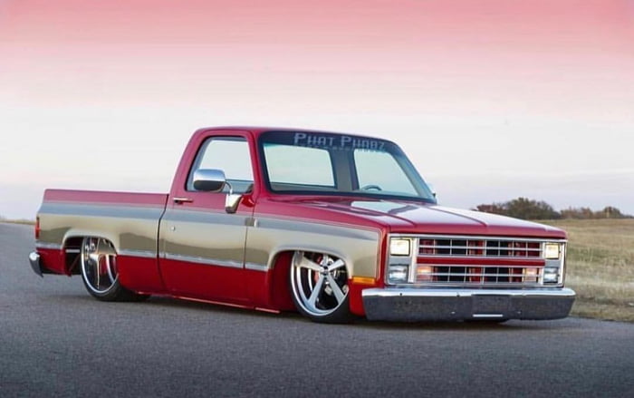 Love The Two Tone On A Square Body 9gag