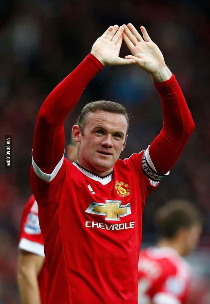 Is Wayne Rooney illuminati?! Look at the hands - 9GAG