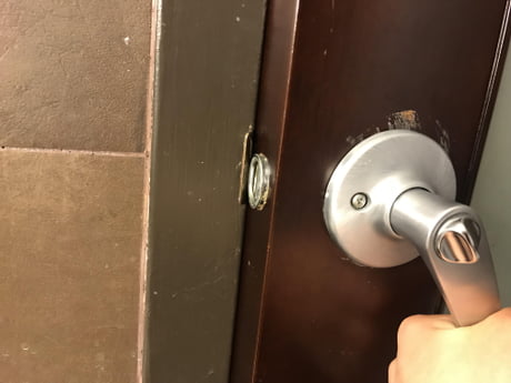 The Door To My Hotel Bathroom Doesn T Close All The Way Due To A