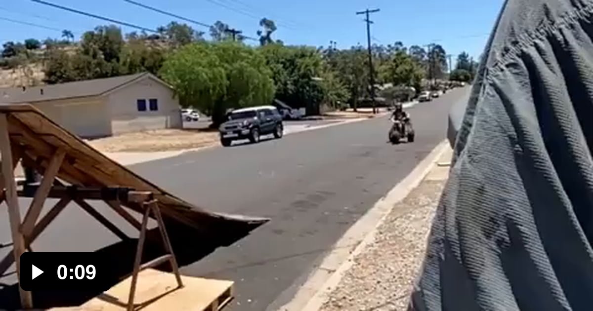 Kevin, did you reinforce the takeoff ramp? - 9GAG