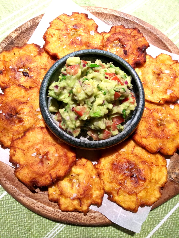 Tostones (Twice-Fried Plantains) & Guacamole - 9GAG