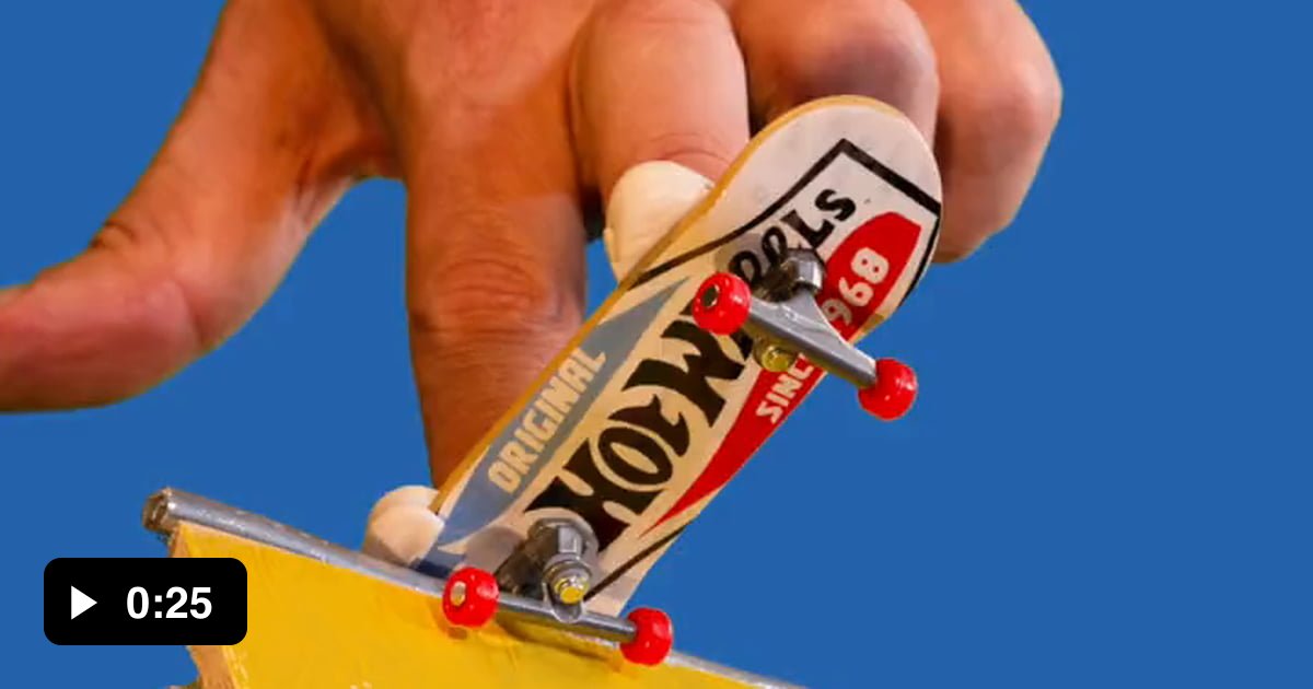 Finger Skateboarding 9GAG