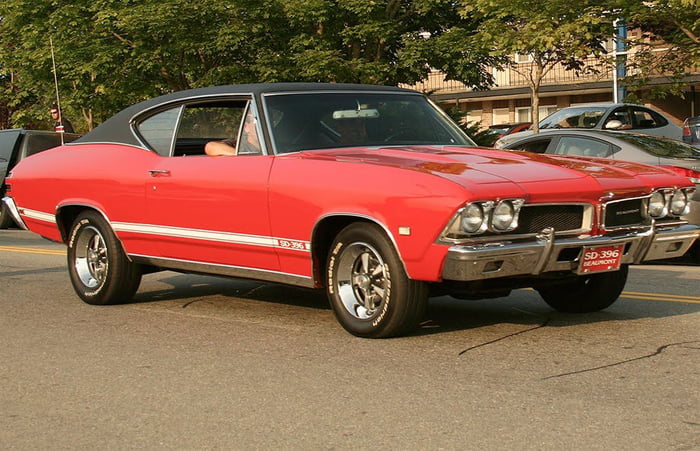 To celebrate Canada Day enjoy a view of this Pontiac Beaumont