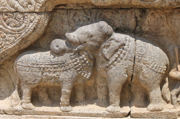 Possibly World S Oldest Optical Illusion Nearly Years Old In Airavatesvara Temple India