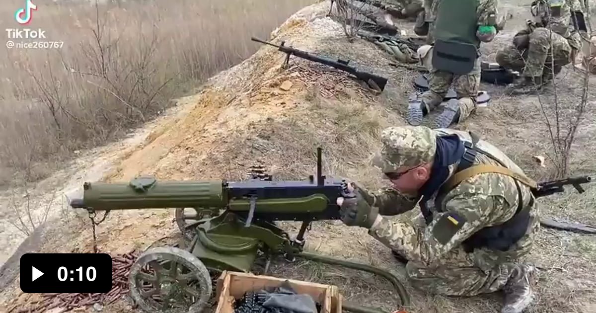 Ukrainians training with a watercooled 1910s Maxim machine gun 9GAG
