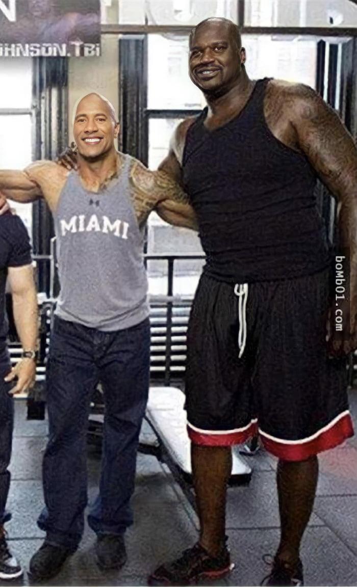 Size comparison of the Rock and NBA legend Shaq - 9GAG has the best funny p...