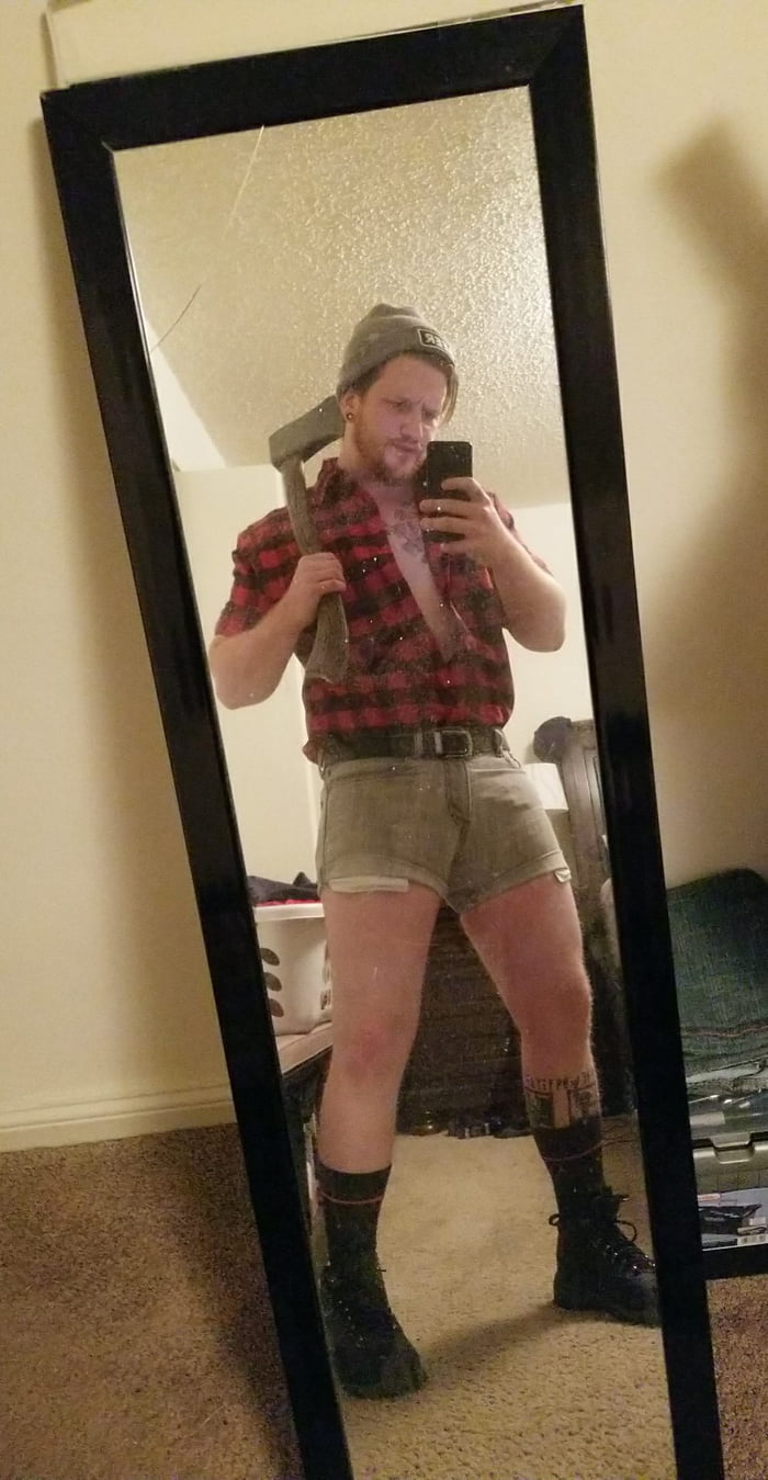 My Slutty Lumberjack Costume. - 9GAG