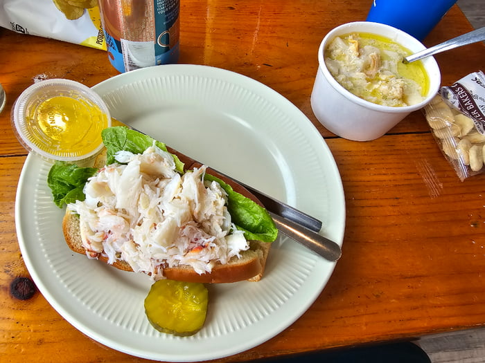 Maine crab roll and clam chowder 9GAG