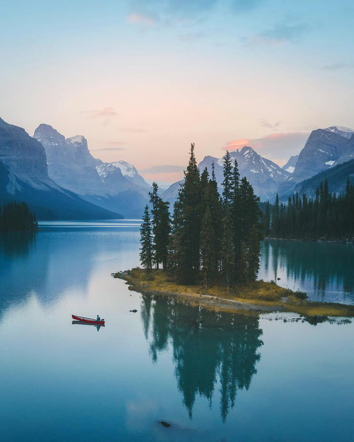 Tree-topped Spirit Island, A Tiny Tied Island In Maligne Lake, Jasper 