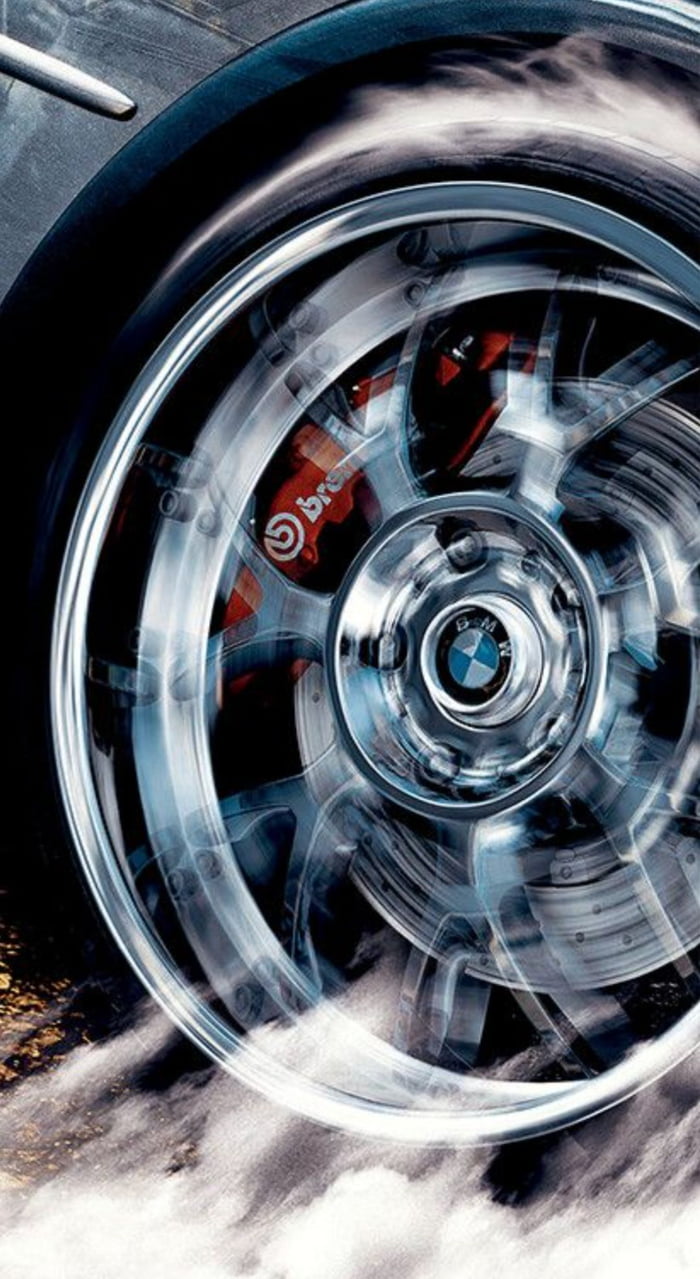 Does anyone know the name of these rims? From the nfsmw cover. 9GAG