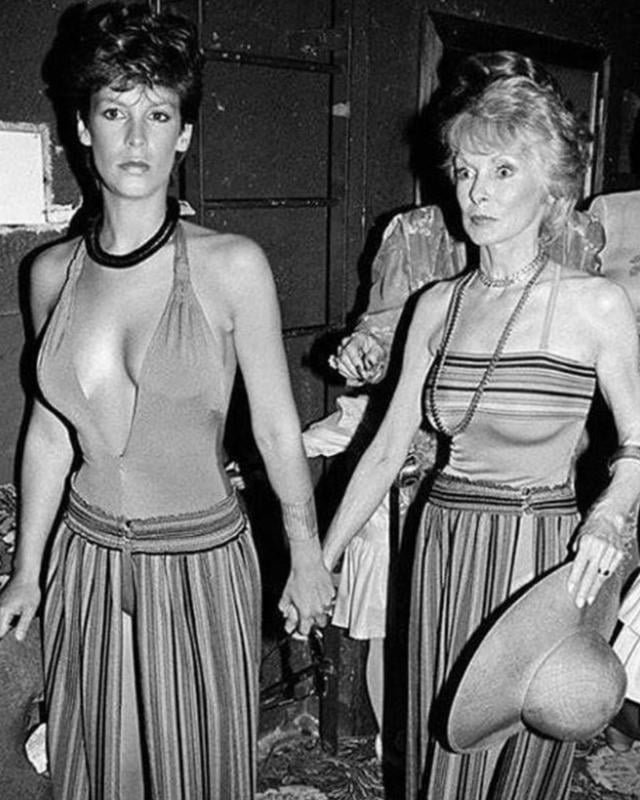 Jamie Lee Curtis and Janet Leigh at Studio 54, 1970s - 9GAG