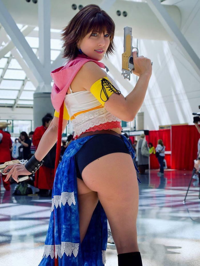 File:Cosplayer of Yuna, Final Fantasy X-2 at CWT39 20150301a.jpg