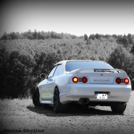 Nissan Skyline R33 4door My Whitepearl 9gag