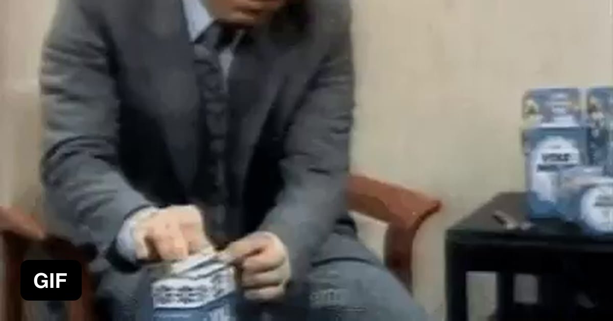 Back in the 1970s, the inventor showing how easy it is to open the new