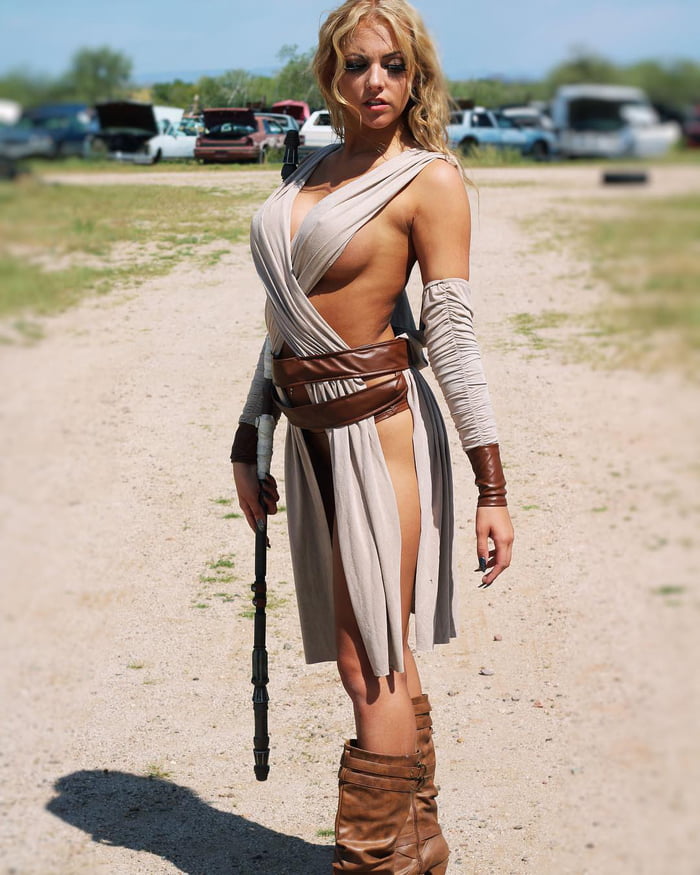 Rey from Star Wars Cosplay 9GAG