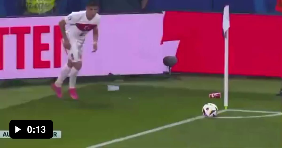 Arda Güler's gesture to the Austrian fans, who were throwing cups to