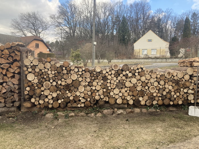 Take rest from all the war posts and check out my wood, it aint much ...