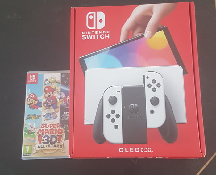 Just got my OLED switch this week from france - 9GAG