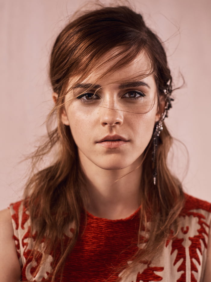 Emma Watson - 9GAG