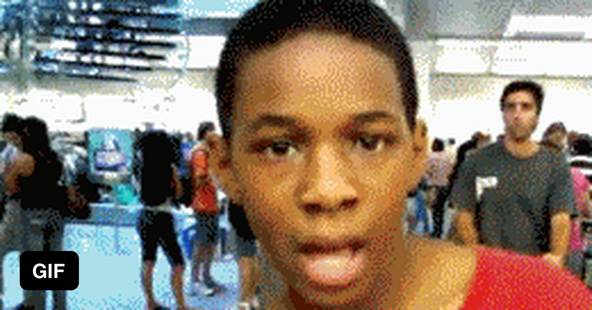 Reaction Pic Rapping My reaction when I see someone rapping in public. - 9GAG