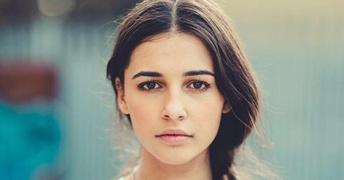 Naomi Scott. - 9GAG