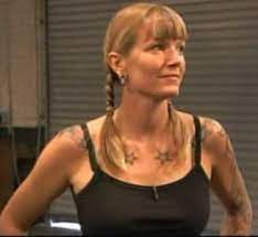 I recognized years ago that Tori was into Kari Byron, but just now did