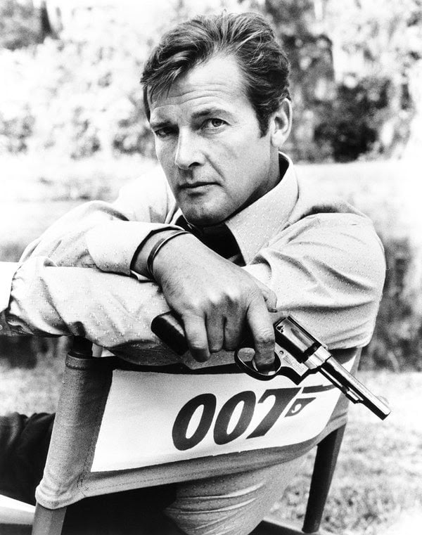 Sir Roger Moore / 1973 9GAG