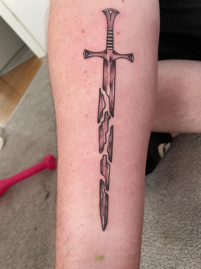 Anduril SemiPermanent Tattoo Lasts 12 weeks Painless and easy to apply  Organic ink Browse more or create your own  Inkbox  SemiPermanent  Tattoos