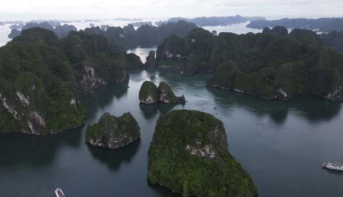 Are we still sharing landscapes? This is Halong Bay, Vietnam - 9GAG