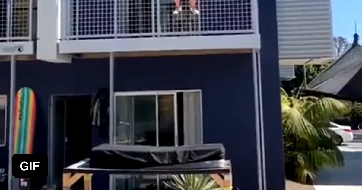 she-tried-to-jump-on-a-trampoline-9gag