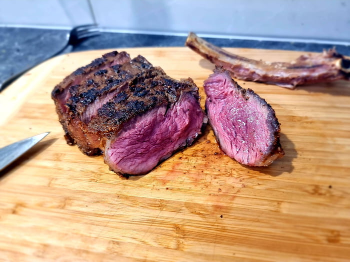 500 gram (roughly 17.5 ounce) Reverse seared Rib Eye - 9GAG