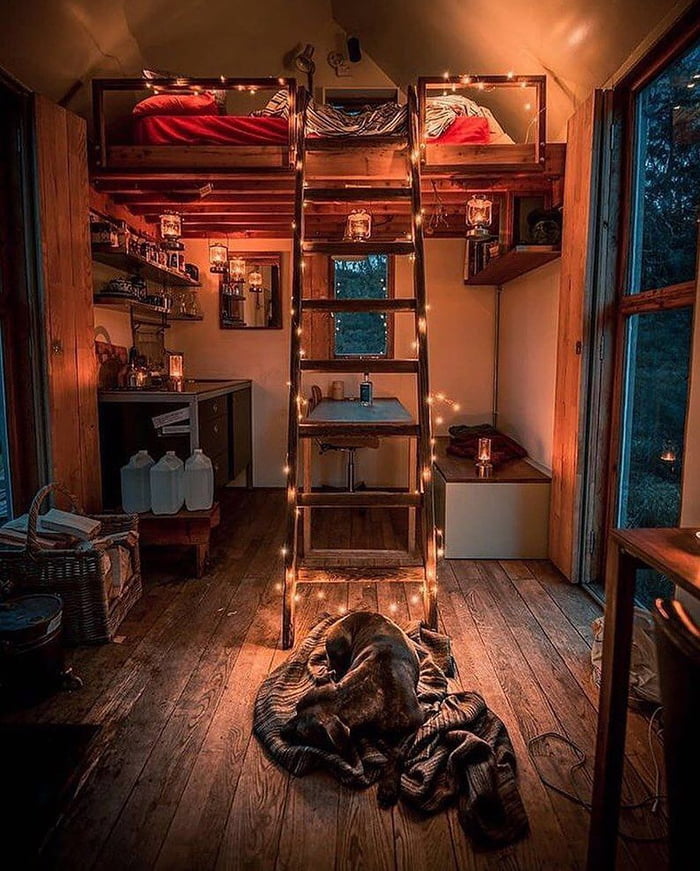 Inside a tiny cabin - 9GAG