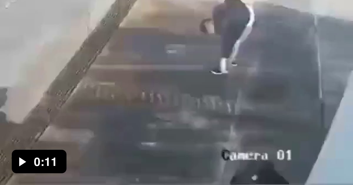 Thats one tight slap - 9GAG