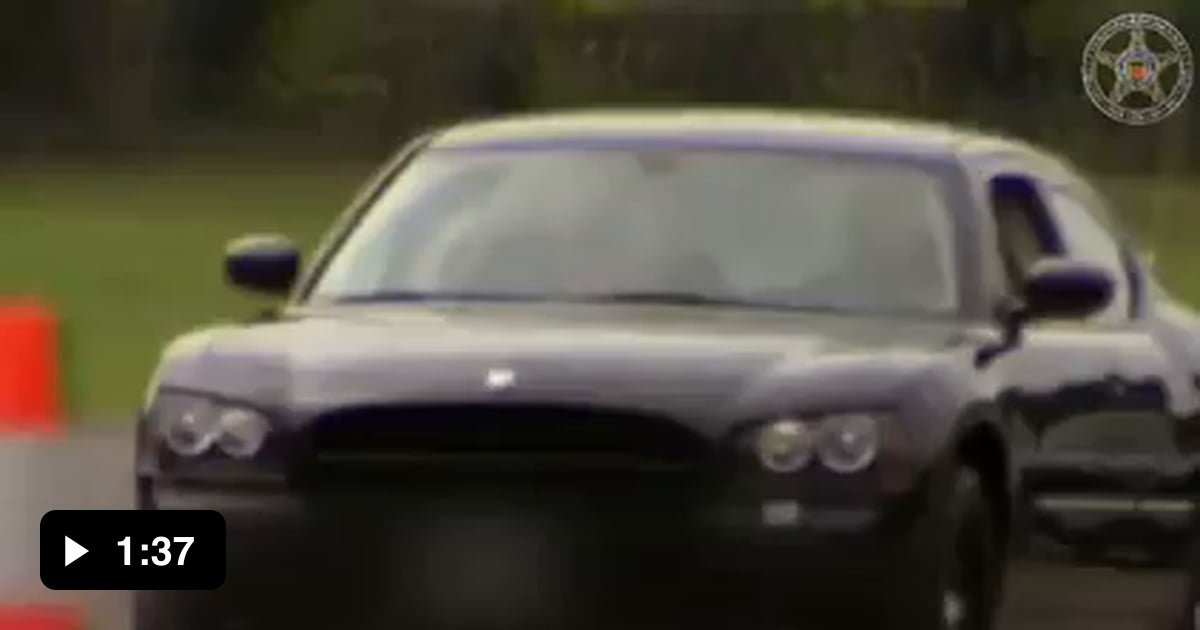 Secret Service has to learn how to do a Jturn on a vehicle for safety