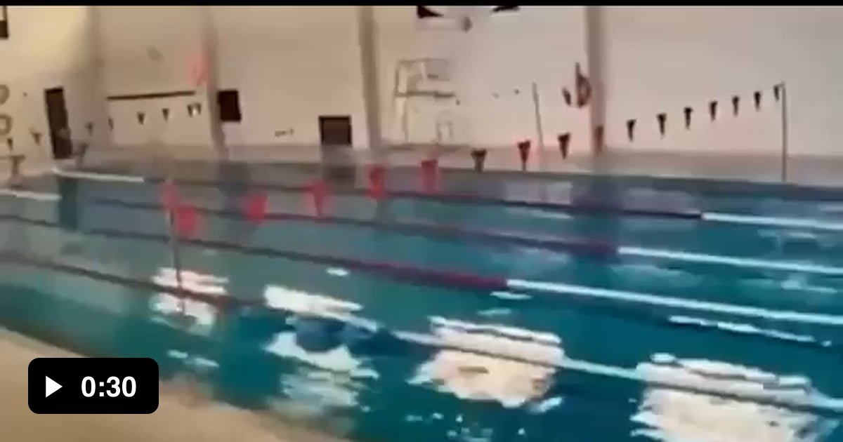 Swimming pool in the Turkish city of Gaziantep during the earthquake 9GAG