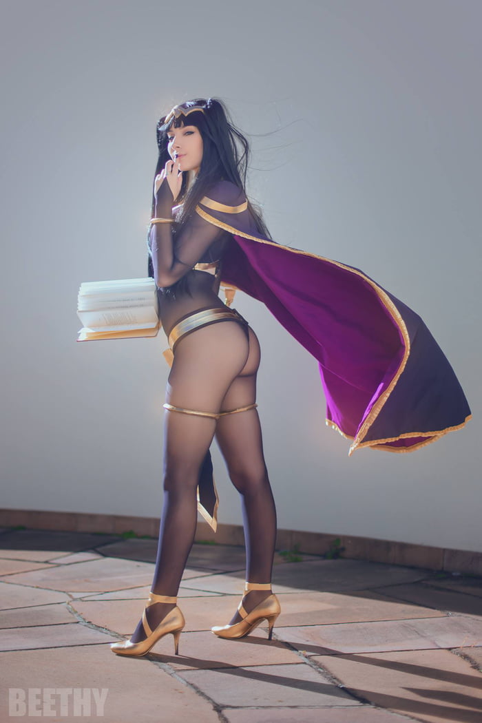 Beke Cosplay