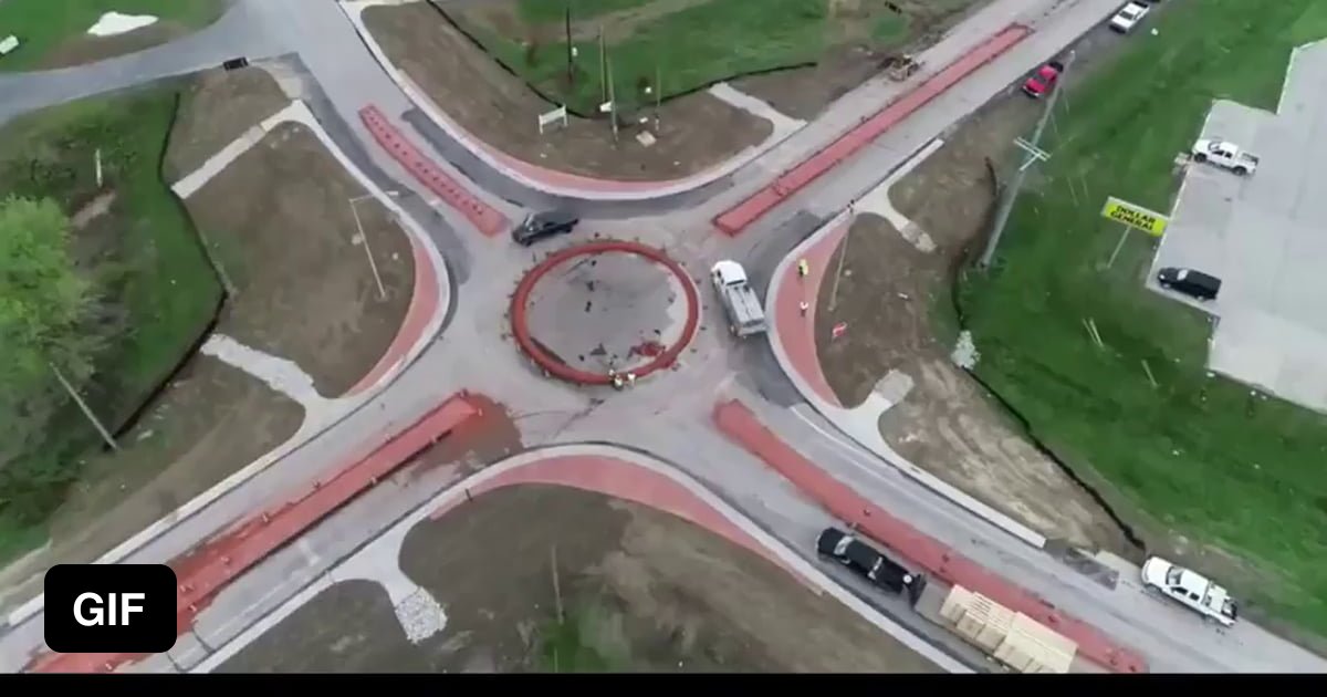 This new roundabout in rural Kentucky 9GAG