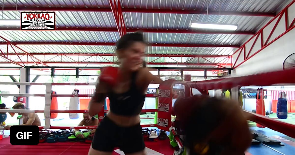 Bobbing and weaving through punches 9GAG