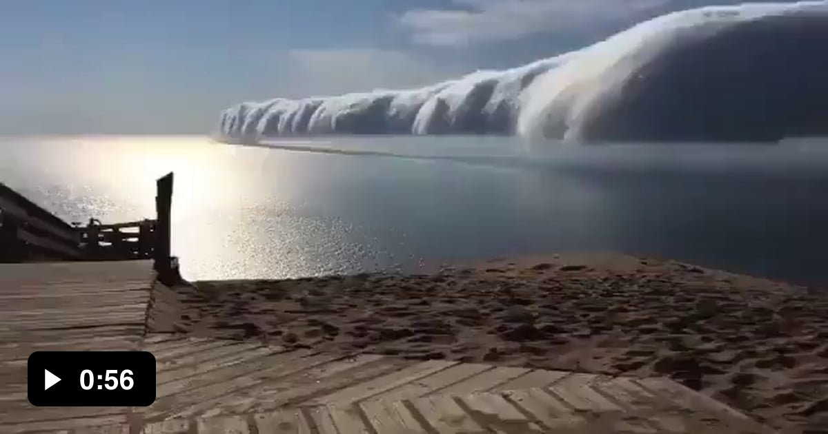Roll cloud moving over Lake Michigan - 9GAG