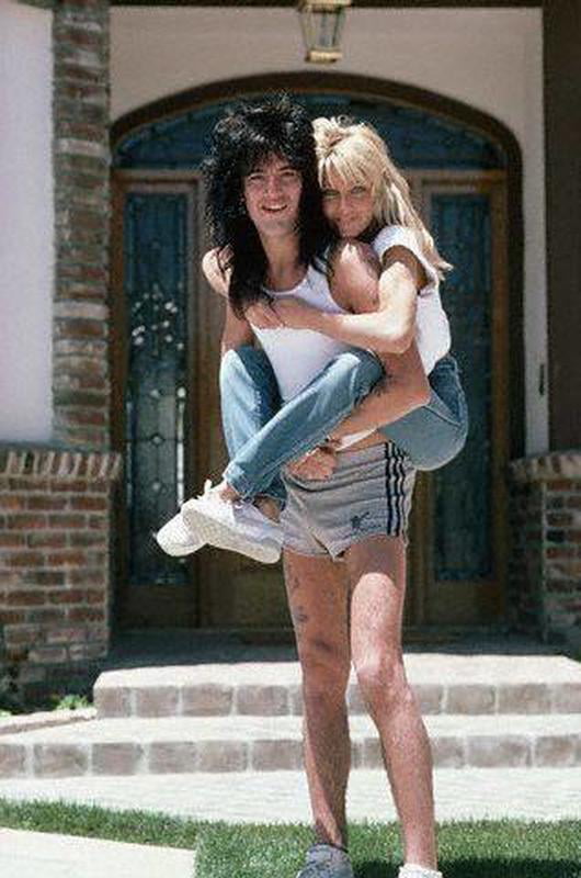 Heather Locklear And Tommy Lee Mid 80 S 9GAG