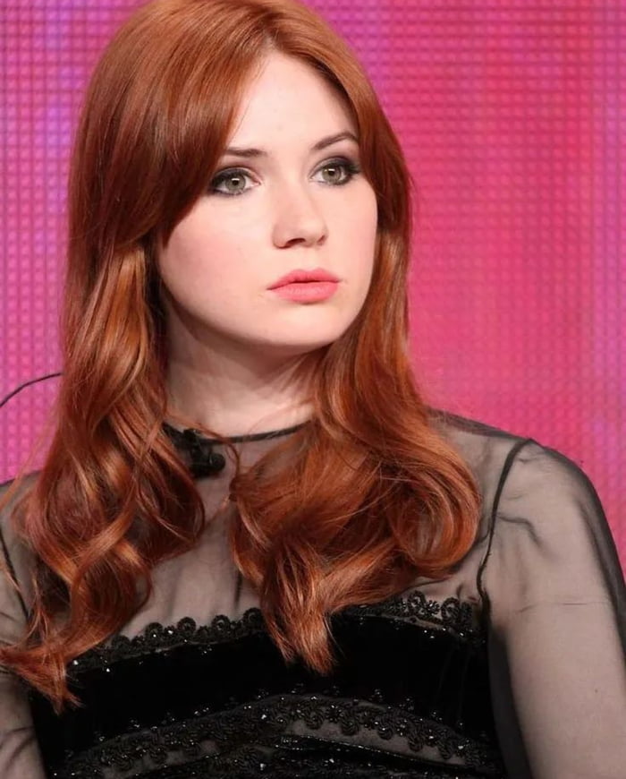 Karen Gillan - 9GAG