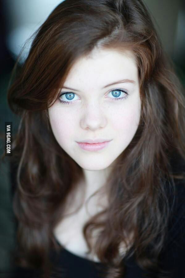 Little Lucy Pevensie from narnia, puberty done right. - 9GAG