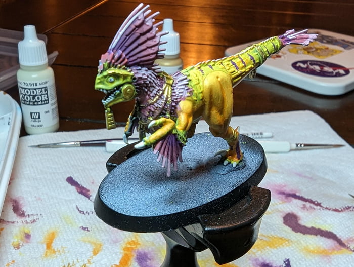 New to painting. WIP of a parrot inspired Raptadon - 9GAG