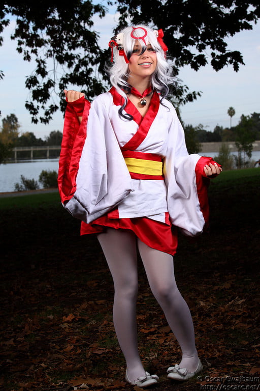 An Amaterasu cosplay. 9GAG