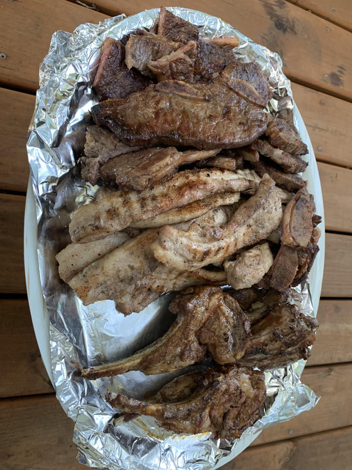 Grilling galbi, pork belly and lamb chop!!! 9GAG