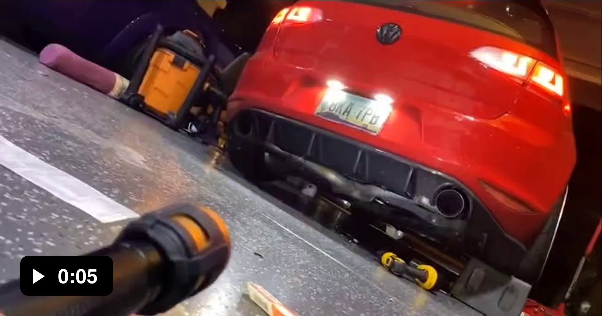 Mmm, tasty exhaust fumes. 9GAG