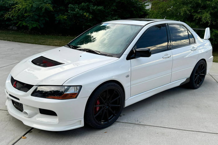 2003 Mitsubishi Lancer Evolution VIII - 9GAG