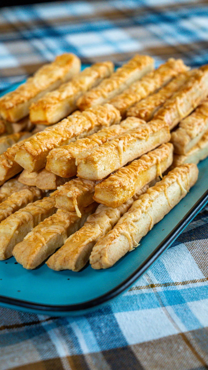 Delicious cheese stick - 9GAG